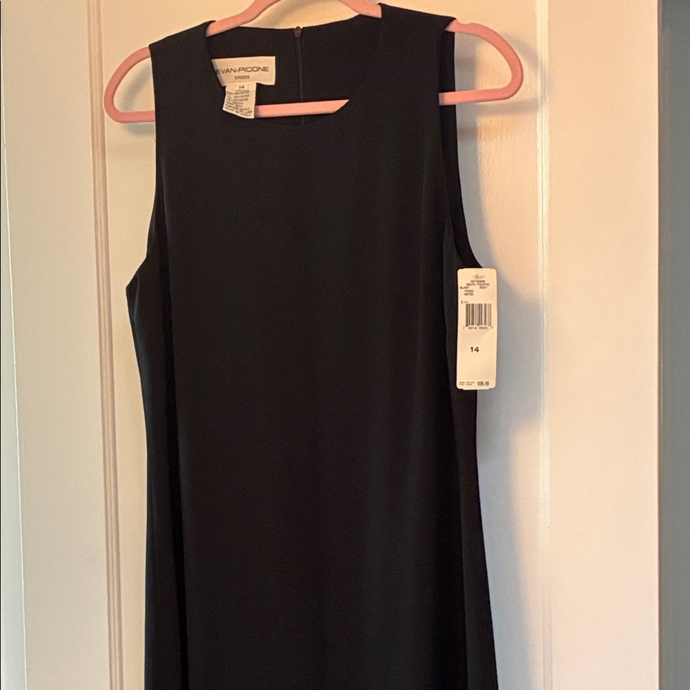 Evan Picone Elegant Black Maxi Dress